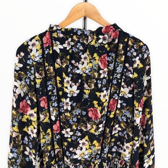 Banana Republic Black Floral Valeri Long Sleeve Ladder Stitch Smocked Dress sz M - Picture 7 of 12